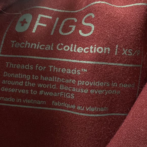 Figs Burgundy Scrubs - Picture 6 of 7